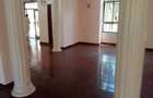 6 Bed Townhouse with En Suite at Karen Hardy - 8