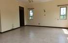 4 Bed House with En Suite in Nyari - 15