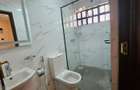 4 Bed House with En Suite in Lavington - 18