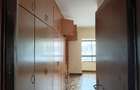 3 Bed Apartment with En Suite in Westlands Area - 10