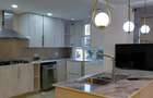 5 Bed House with En Suite in Runda - 16