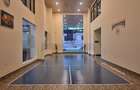 4 Bed Apartment with En Suite in Spring Valley - 11