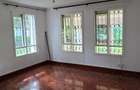 4 Bed House with En Suite at Hill View - 5