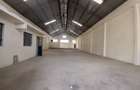 4,998 ft² Warehouse with Backup Generator in Industrial Area - 4