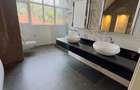 5 Bed House with En Suite at Mimosa Drive - 33