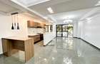 2 Bed Apartment with En Suite at Riverside Drive - 5