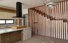 5 Bed Townhouse with En Suite in Lavington - 2