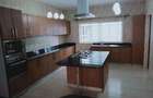 3 Bed Apartment with En Suite at Rhapta Road - 4