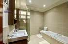 Furnished 2 Bed Apartment with En Suite at Near Arboretum Forest - 12