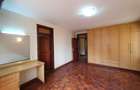 3 Bed Apartment with En Suite in Parklands - 17