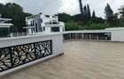 5 Bed Townhouse with En Suite at Lavington - 8