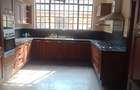 5 Bed Townhouse with En Suite in Lavington - 6