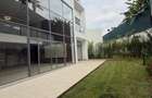 5 Bed Townhouse with En Suite in Lavington - 1