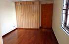5 Bed Townhouse with En Suite at Off Convent Drive - 19