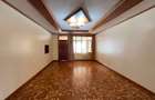 5 Bed House with En Suite in Runda - 12