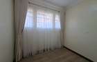 Furnished 2 Bed Apartment with En Suite at Close To Un - 13