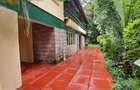 5 Bed House with En Suite at Lavington - 15