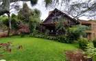 5 Bed House with En Suite at Lake View - 3