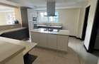 4 Bed Apartment with En Suite at Riverside - 7