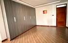 4 Bed Townhouse with En Suite in Spring Valley - 12