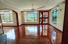 4 Bed Townhouse with En Suite at Off Convent Drive - 16