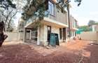 5 Bed Townhouse with En Suite at Lavington - 20