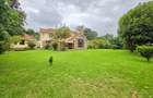 5 Bed Townhouse with En Suite at Karen Miotoni - 15