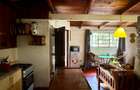 1 Bed House with En Suite at Karen Hardy - 4