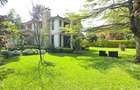 4 Bed Townhouse with En Suite in Rosslyn - 2