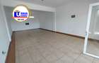 Office with Parking in Nyali Area - 4