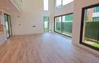 5 Bed House with En Suite at Lavington Green - 5