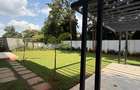 5 Bed Townhouse with En Suite at Old Runda - 19