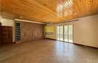 5 Bed Townhouse in Rosslyn - 8