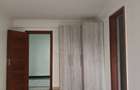 7 Bed House with En Suite at Hillcrest - 15