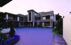 8 Bed House with En Suite in Runda - 1