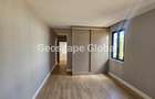 3 Bed Apartment with En Suite in Runda - 16
