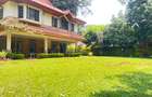 5 Bed Villa with En Suite in Rosslyn - 3