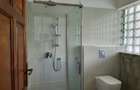 5 Bed Villa with Swimming Pool in Runda - 15