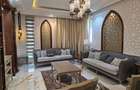 5 Bed Villa with En Suite in Lavington - 1