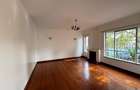 4 Bed Townhouse with En Suite in Spring Valley - 2