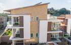4 Bed Townhouse with En Suite at Lavington - 2