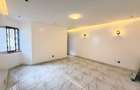 5 Bed Townhouse with En Suite in Lavington - 1