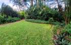 5 Bed House with En Suite in Runda - 16