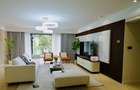 4 Bed Apartment with En Suite at 2026-405 - 1