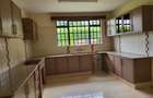 5 Bed Townhouse with En Suite in Rosslyn - 3