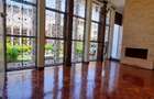 5 Bed Townhouse with En Suite at Lavington - 12