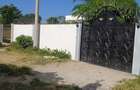 3 Bed House with En Suite at Behind Kari - 5