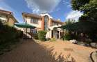 4 Bed Townhouse with En Suite in Runda - 1