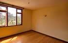 3 Bed Apartment with En Suite at Riverside Drive - 5