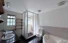 5 Bed Townhouse with En Suite at Lavington - 17